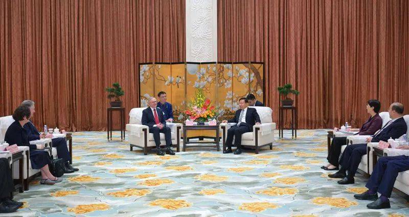 王晓晖施小琳会见澳大利亚总理阿尔巴尼斯 共同出席2026澳网亚太区外卡赛落地成都宣布仪式