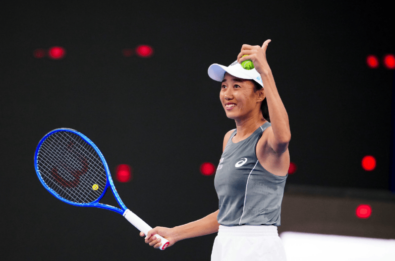 WTA 广州赛:张帅2-1险胜,时隔3年进巡回赛四强 +8年重返广州赛四强